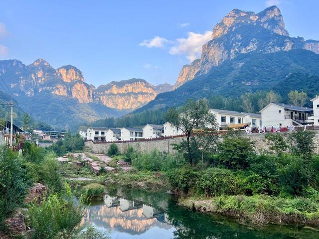 山西锡崖沟：从悬崖绝地到旅游胜地j9九游会网址是什么文旅新探｜(图1)